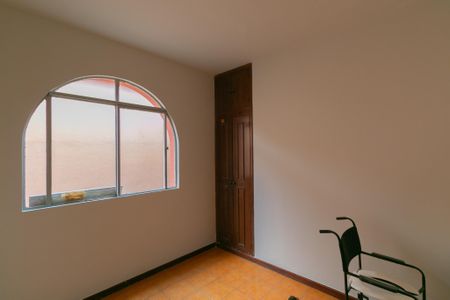 Casa à venda com 400m², 4 quartos e 3 vagas Casa à venda com 400m², 4 quartos e 3 vagasSala 2