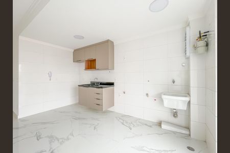 Apartamento à venda com 82m², 2 quartos e 2 vagas Apartamento à venda com 82m², 2 quartos e 2 vagasCozinha e Área de Serviço