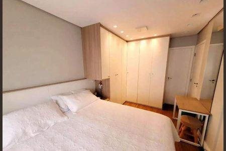 Apartamento à venda com 96m², 3 quartos e 2 vagas Apartamento à venda com 96m², 3 quartos e 2 vagasQuarto