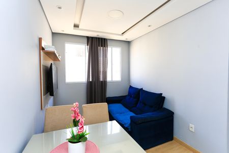 Apartamento à venda com 41m², 2 quartos e sem vaga Apartamento à venda com 41m², 2 quartos e sem vagaSala