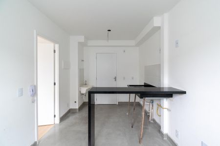 Apartamento à venda com 28m², 1 quarto e sem vaga Apartamento à venda com 28m², 1 quarto e sem vagaSala