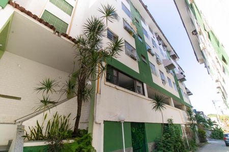Apartamento à venda com 50m², 2 quartos e 1 vaga Apartamento à venda com 50m², 2 quartos e 1 vagaFachada