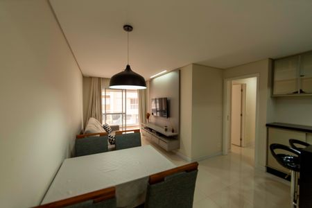 Apartamento para alugar com 76m², 2 quartos e 1 vagaSala