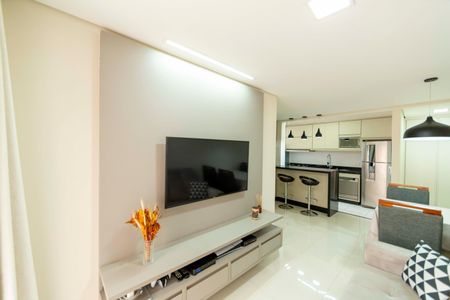 Apartamento para alugar com 76m², 2 quartos e 1 vagaSala