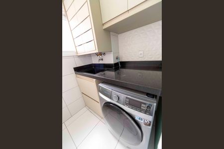 Apartamento para alugar com 76m², 2 quartos e 1 vagaÁrea de Serviço