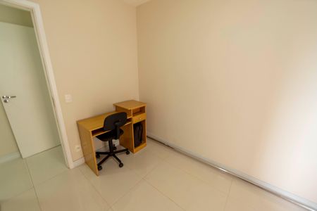 Apartamento para alugar com 76m², 2 quartos e 1 vagaQuarto