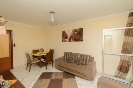 Sala de apartamento à venda com 3 quartos, 100m² em Riacho das Pedras, Contagem