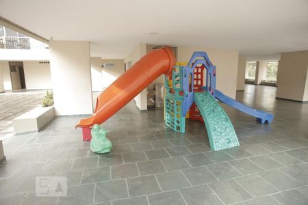 Apartamento à venda com 72m², 2 quartos e 1 vaga Apartamento à venda com 72m², 2 quartos e 1 vagaÁrea comum