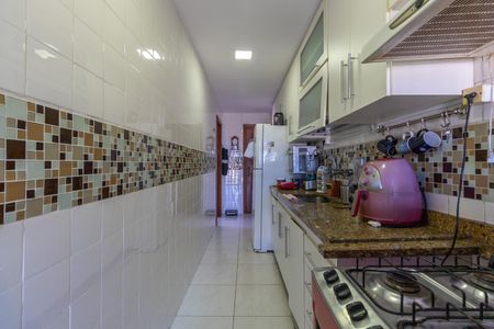 Apartamento à venda com 72m², 2 quartos e 1 vaga Apartamento à venda com 72m², 2 quartos e 1 vagaCozinha