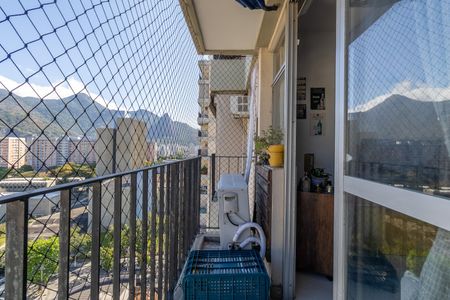 Apartamento à venda com 72m², 2 quartos e 1 vaga Apartamento à venda com 72m², 2 quartos e 1 vagaVaranda da Sala