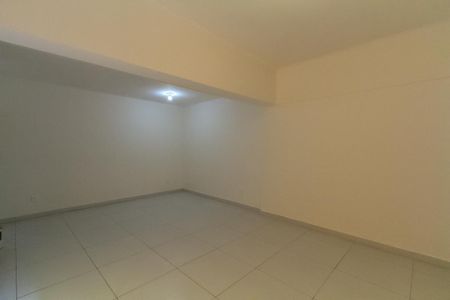 Casa para alugar com 80m², 2 quartos e 1 vagaSala