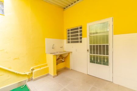 Casa para alugar com 80m², 2 quartos e 1 vagaÁrea de Serviço