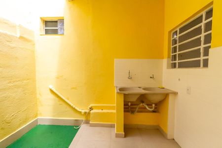 Casa para alugar com 80m², 2 quartos e 1 vagaÁrea de Serviço
