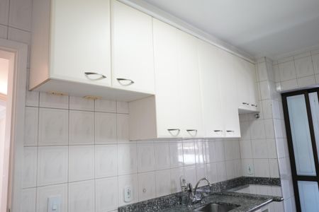 Apartamento à venda com 90m², 3 quartos e 2 vagasCozinha