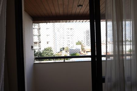 Apartamento à venda com 90m², 3 quartos e 2 vagasSacada da Sala