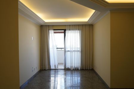 Sala de apartamento para alugar com 3 quartos, 90m² em Vila Regente Feijó, São Paulo
