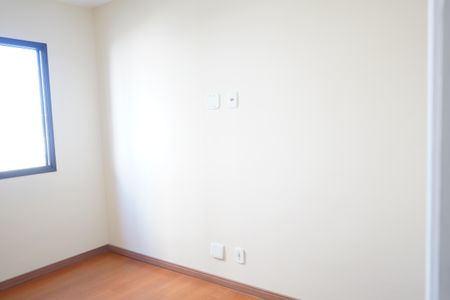 Apartamento à venda com 90m², 3 quartos e 2 vagasQuarto 2