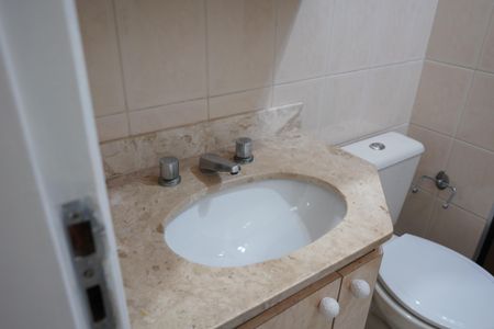 Apartamento à venda com 90m², 3 quartos e 2 vagasBanheiro Social