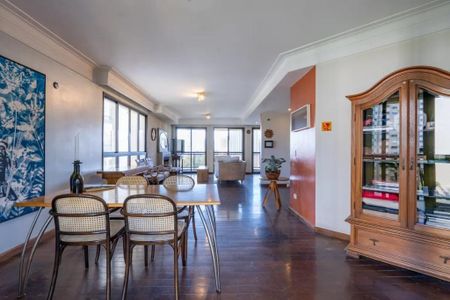 Apartamento à venda com 220m², 3 quartos e 4 vagas Apartamento à venda com 220m², 3 quartos e 4 vagasFoto 06