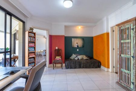 Apartamento à venda com 220m², 3 quartos e 4 vagas Apartamento à venda com 220m², 3 quartos e 4 vagasFoto 12