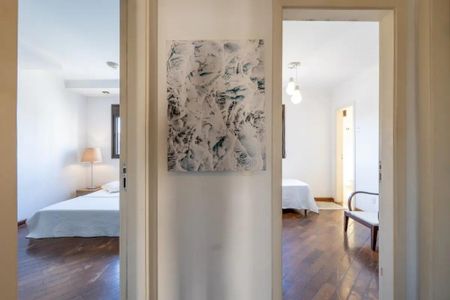 Apartamento à venda com 220m², 3 quartos e 4 vagas Apartamento à venda com 220m², 3 quartos e 4 vagasFoto 02