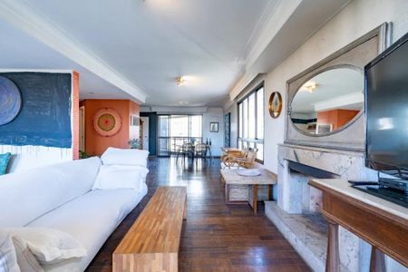 Apartamento à venda com 220m², 3 quartos e 4 vagas Apartamento à venda com 220m², 3 quartos e 4 vagasFoto 17