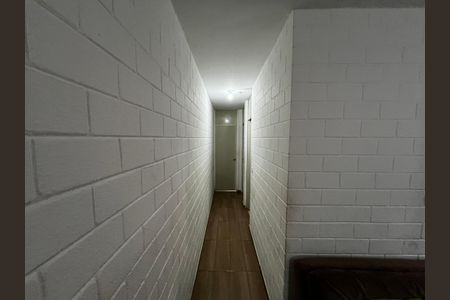 Apartamento à venda com 45m², 2 quartos e sem vaga Apartamento à venda com 45m², 2 quartos e sem vagaCorredor