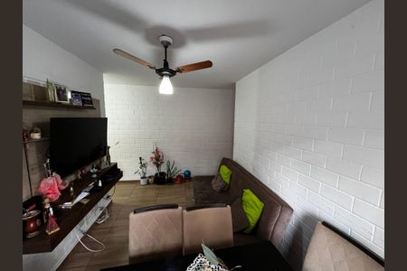 Apartamento à venda com 45m², 2 quartos e sem vaga Apartamento à venda com 45m², 2 quartos e sem vagaSala