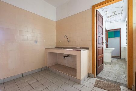 Apartamento à venda com 65m², 2 quartos e sem vagaCozinha