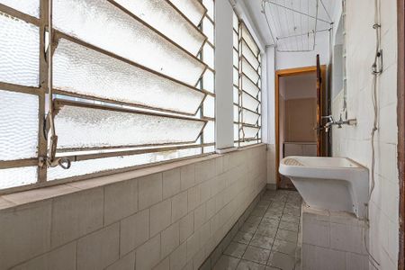 Apartamento à venda com 65m², 2 quartos e sem vagaÁrea de Serviço