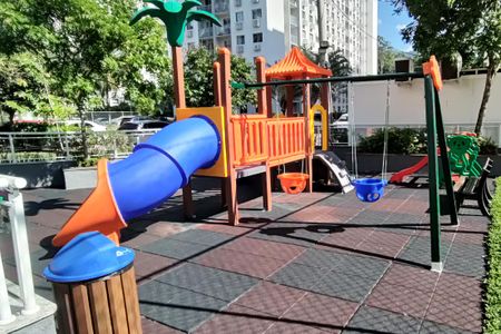 Apartamento à venda com 49m², 2 quartos e 1 vagaÁrea Comum - Playground