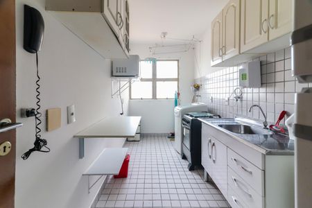Apartamento para alugar com 65m², 3 quartos e 1 vaga Apartamento para alugar com 65m², 3 quartos e 1 vagaCozinha e Área de Serviço