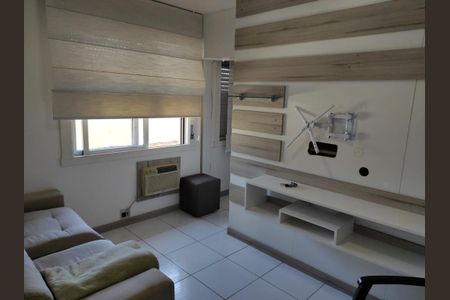 Sala de apartamento à venda com 1 quarto, 31m² em Rio Branco, Porto Alegre