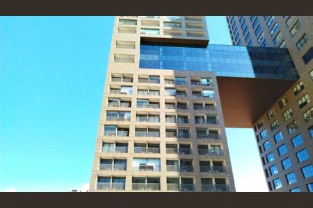 Studio para alugar com 40m², 1 quarto e 1 vaga Studio para alugar com 40m², 1 quarto e 1 vagaFachada