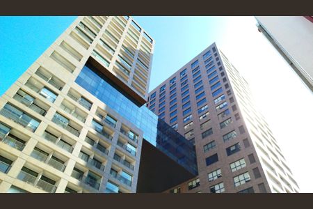 Studio para alugar com 40m², 1 quarto e 1 vaga Studio para alugar com 40m², 1 quarto e 1 vagaFachada