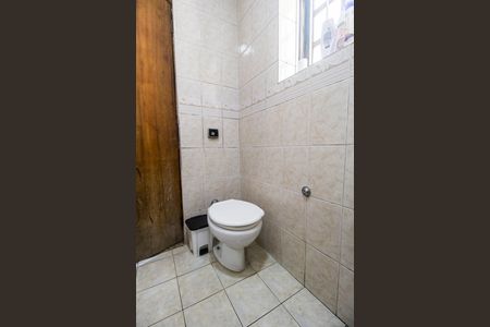 Casa para alugar com 171m², 4 quartos e 4 vagas Casa para alugar com 171m², 4 quartos e 4 vagasBanheiro da Suíte