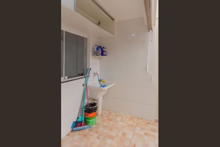 Casa à venda com 140m², 3 quartos e 1 vagaÁrea de Serviço