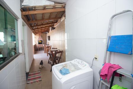 Casa à venda com 130m², 3 quartos e 2 vagas Casa à venda com 130m², 3 quartos e 2 vagasÁrea de Serviço