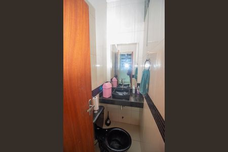 Lavabo de casa à venda com 3 quartos, 130m² em Fonte Grande, Contagem