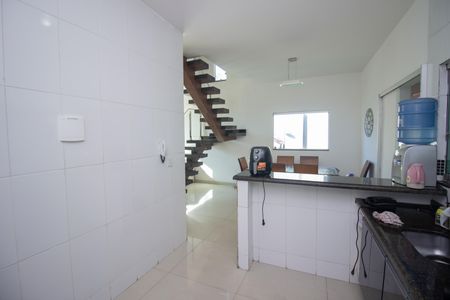 Casa à venda com 130m², 3 quartos e 2 vagas Casa à venda com 130m², 3 quartos e 2 vagasCozinha