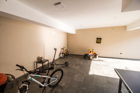 Casa de condomínio à venda com 573m², 4 quartos e 4 vagas Casa de condomínio à venda com 573m², 4 quartos e 4 vagasCozinha