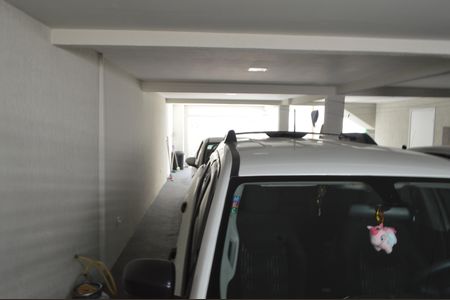 Casa de condomínio à venda com 375m², 4 quartos e 4 vagas Casa de condomínio à venda com 375m², 4 quartos e 4 vagasGaragem