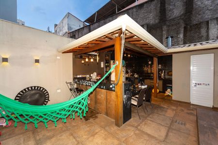 Apartamento à venda com 150m², 3 quartos e 2 vagasQuintal