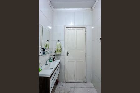 Casa à venda com 125m², 2 quartos e 2 vagasBanheiro