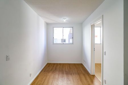 Sala de apartamento para alugar com 2 quartos, 35m² em Jaguaré, São Paulo