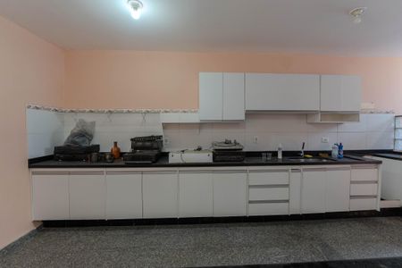 Apartamento para alugar com 210m², 2 quartos e sem vagaCozinha 