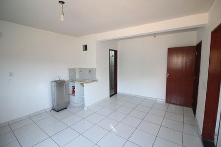 Sala de casa à venda com 2 quartos, 100m² em Solar do Barreiro, Belo Horizonte