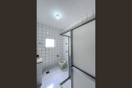 Casa à venda com 190m², 4 quartos e 1 vaga Casa à venda com 190m², 4 quartos e 1 vagaBanheiro