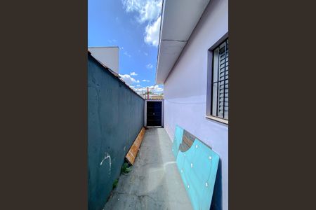 Casa à venda com 190m², 4 quartos e 1 vaga Casa à venda com 190m², 4 quartos e 1 vagaÁrea externa