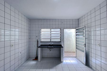 Casa à venda com 190m², 4 quartos e 1 vaga Casa à venda com 190m², 4 quartos e 1 vagaCozinha